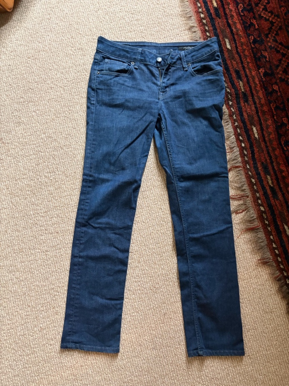 Women's Straight Leg Jeans in Dark Blue Denim